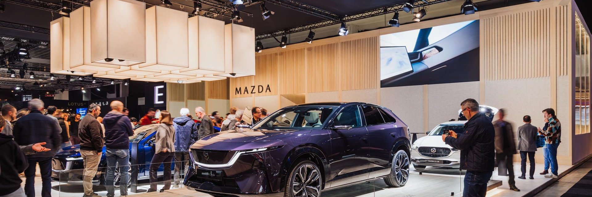 Mazda CX-6e идва през лятото на цена от 46 850 евро