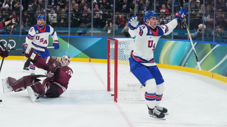 Латвия даде битка на САЩ, но издържа само една третина срещу асовете от НХЛ