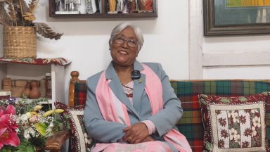 Учителката, която покори индийското кино на 70 г.