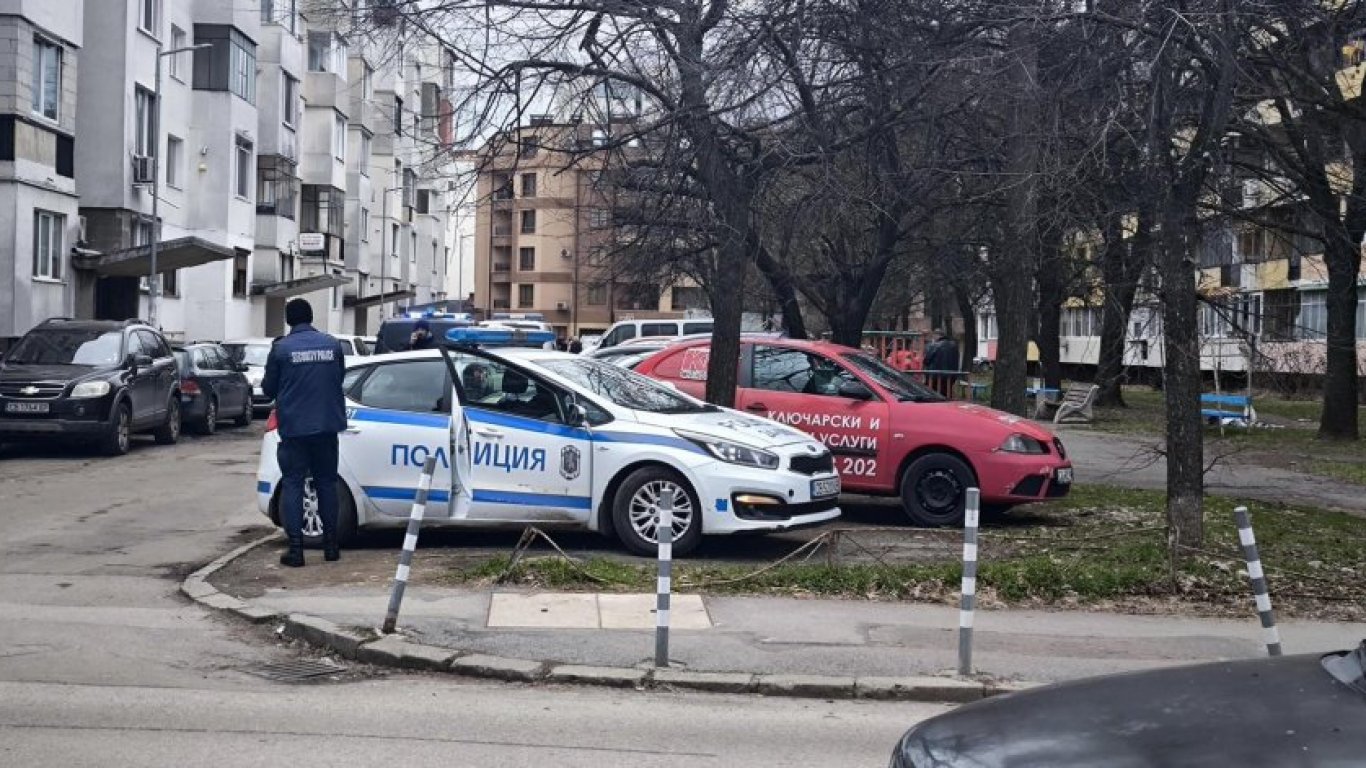 Мъртво новородено в найлонов плик бе открито до детска площадка в София