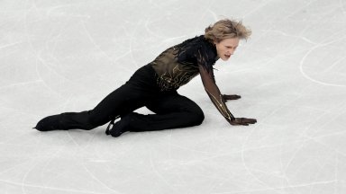 Сензация на леда: Тоталният фаворит Малинин се провали звучно, а златото отива в Казахстан