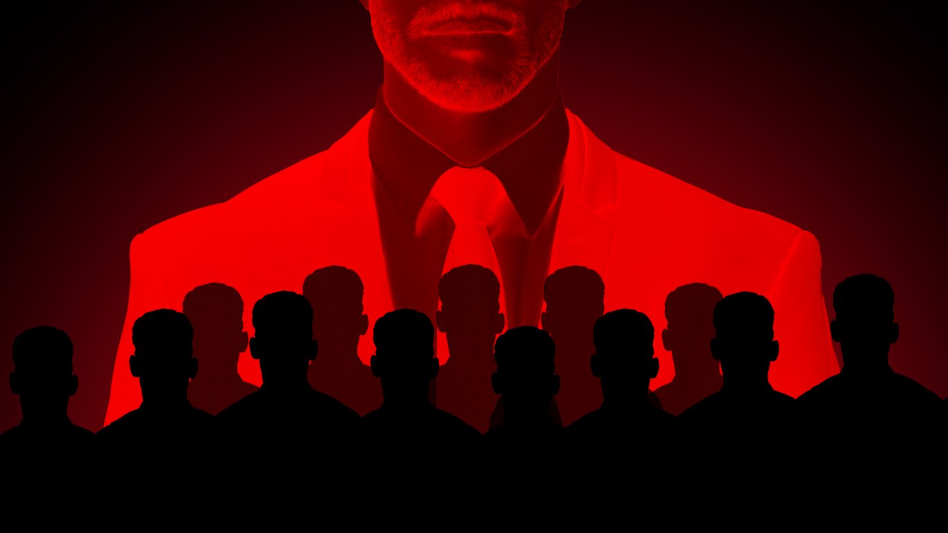 Какво превръща една група в секта и защо хората попадат в там