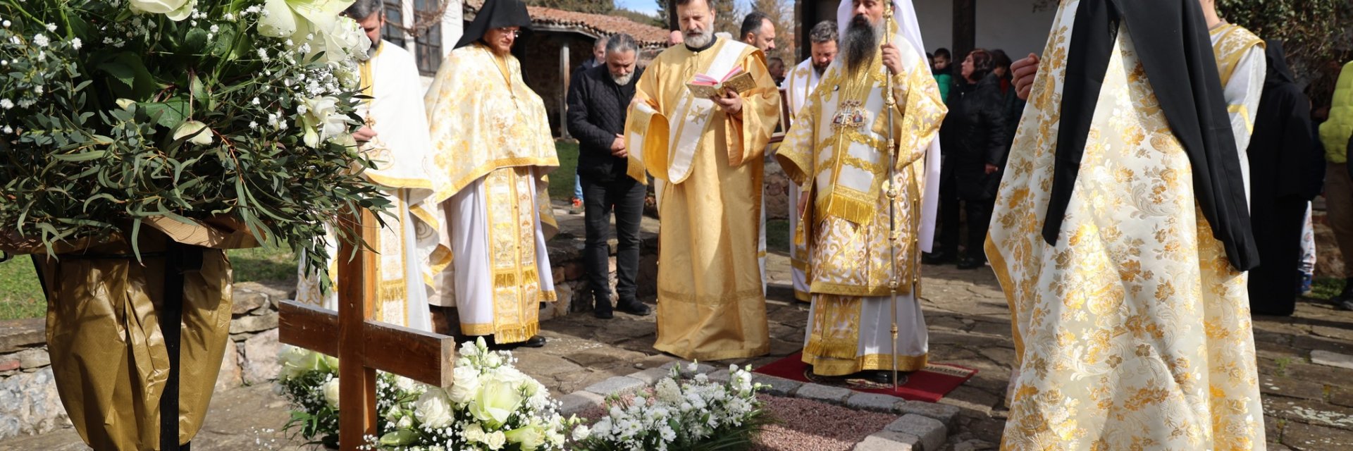 Патриарх Даниил възглави литургия по повод 8 години от кончината на дядо Добри