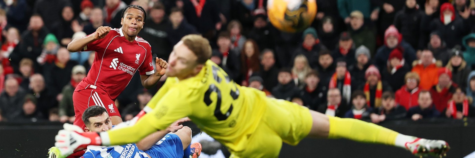 Ливърпул без проблем на 1/8-финал за ФА Къп, Салах напомни за себе си