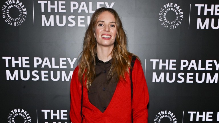 Звезда от Stranger Things се омъжи навръх Свети Валентин