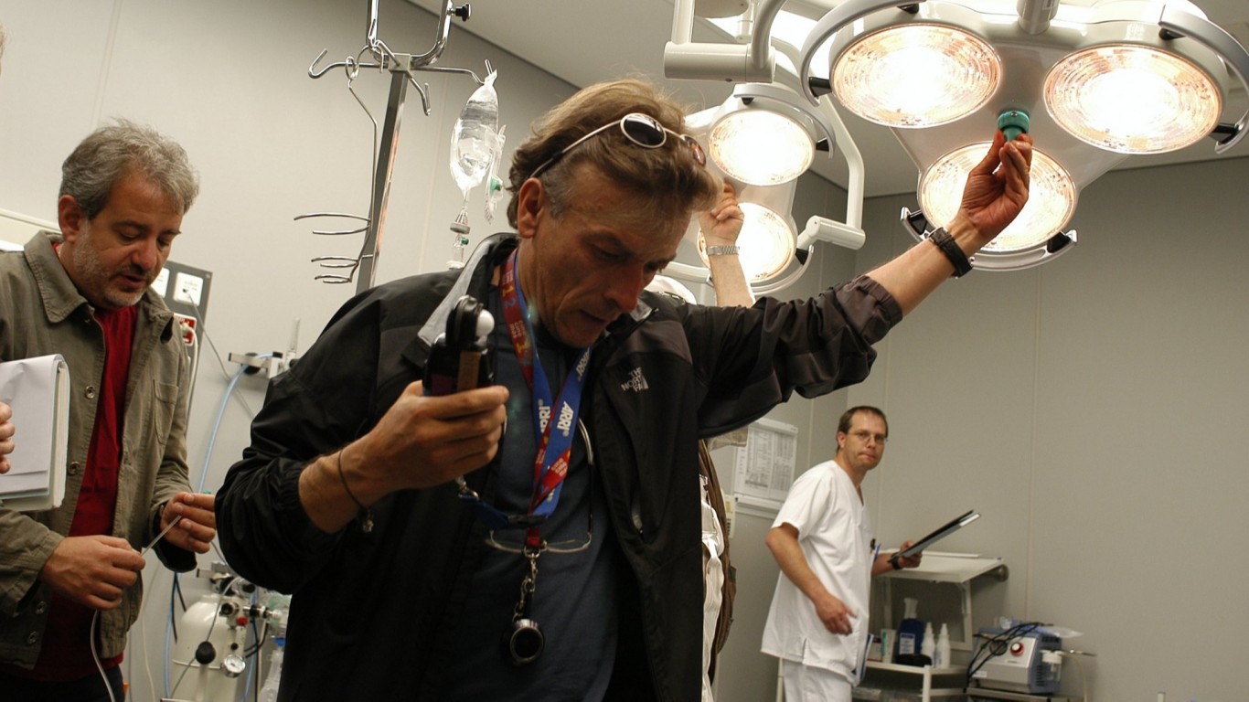 Операторът Емил Христов с Наградата на София на 30-ия София Филм Фест