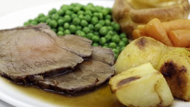 Телешки филенца с грах