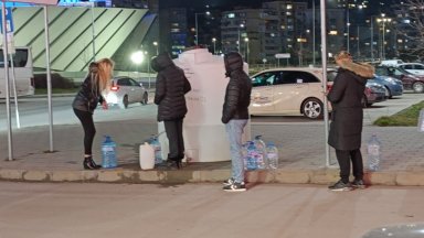 Ден 3 от кризата: Още не е ясно ще пуснат ли водата в Шумен (снимки)