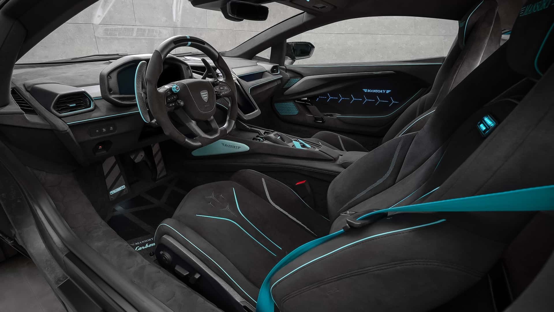 Mansory Carbonado X, базиран на Lamborghini Revuelto 