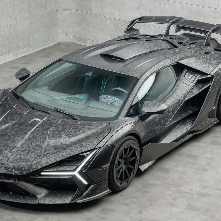 Mansory направи Lamborghini Revuelto за пустинята