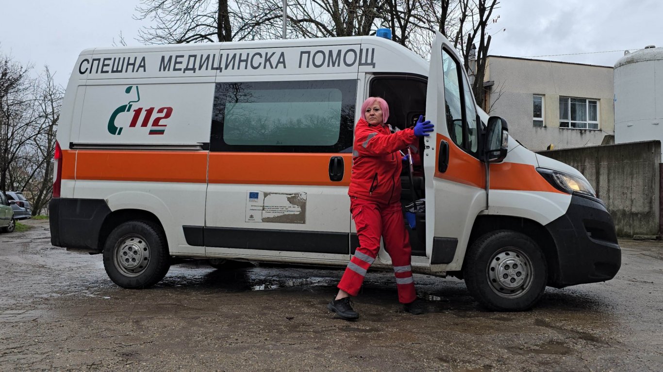Три тежки пътни произшествия в Пловдивско: Един загинал, двама с опасност за живота