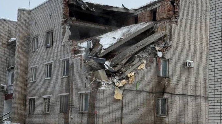 Взрив разтърси военна полиция в Ленинградска област, най‑малко трима са загинали (видео)