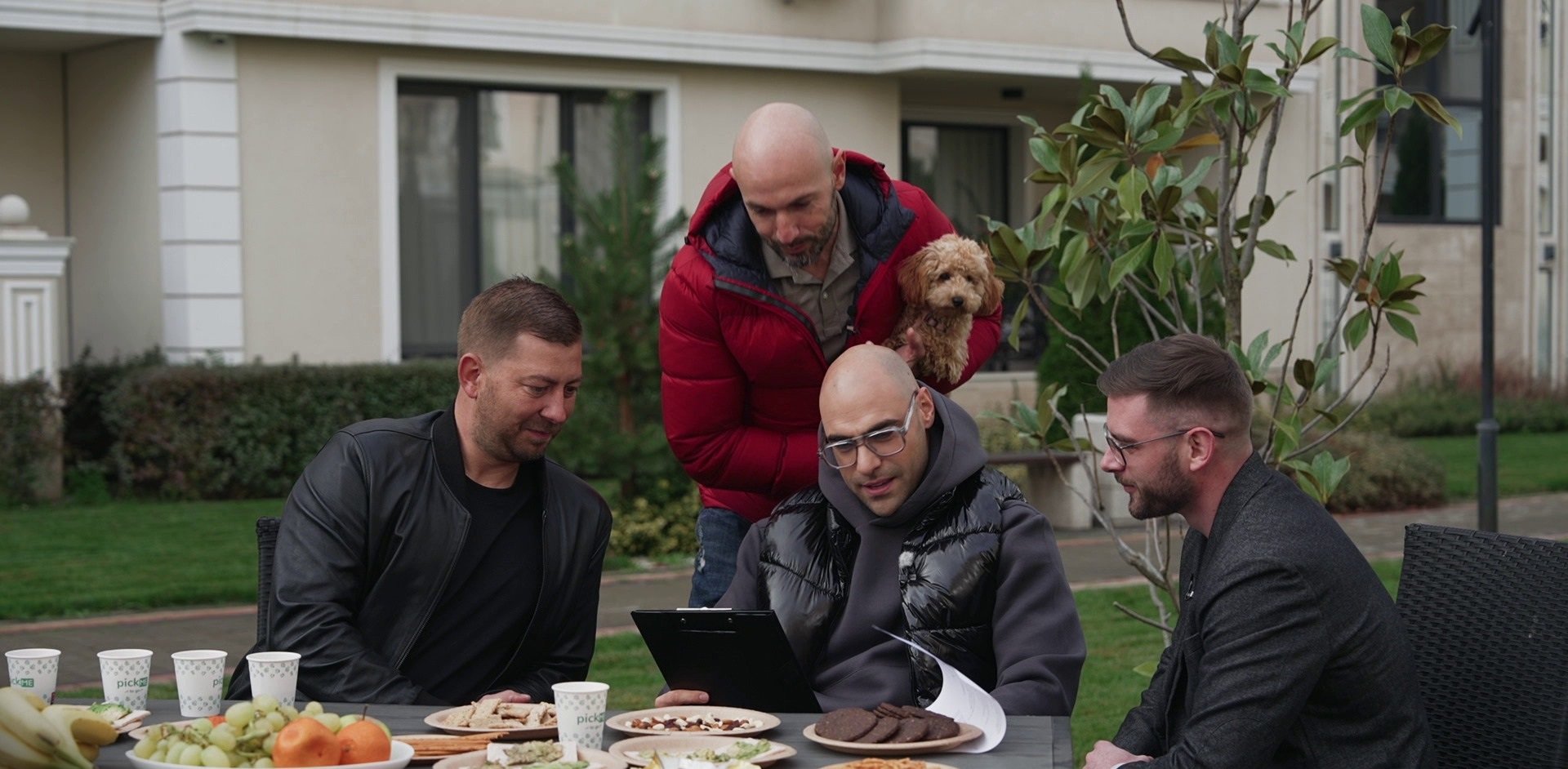 Роднините на Стоян