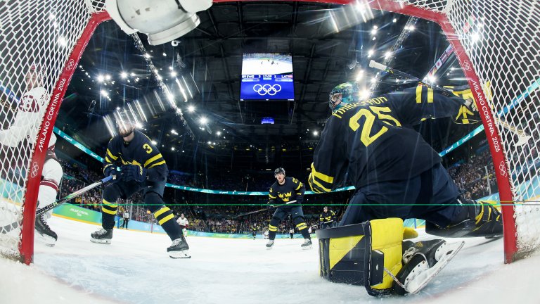 Без изненади във финалната осмица на олимпийския турнир по хокей при мъжете