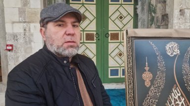 Четин Емин от град Завет съживява позабравено изкуство с "Нахт" техника