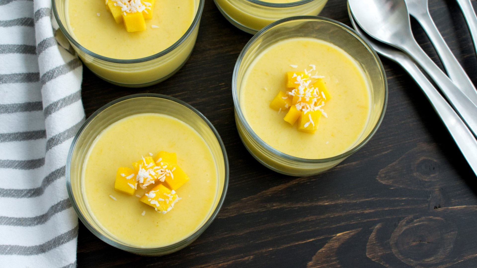 Екзотичен пудинг с манго