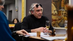 В Народния театър репетират "Есенна соната"