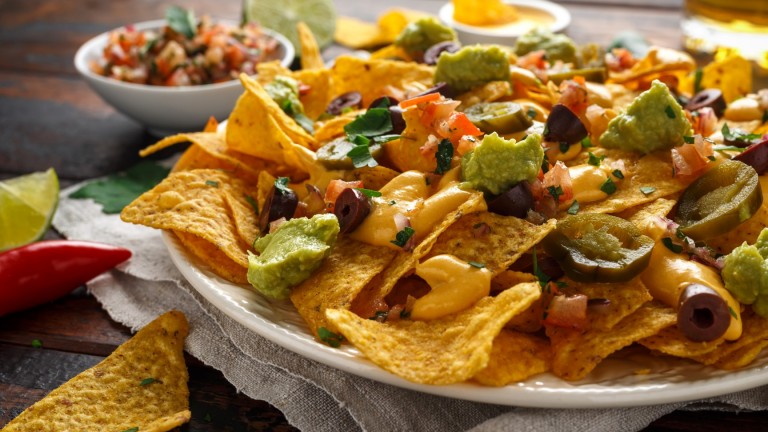 За кино вечер: Запечен начос в еърфрайър