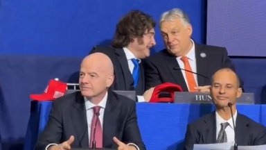 Орбан и Милей пристигнаха на Съвета за мир с шапки "САЩ" и американско знаме в ръка (видео)