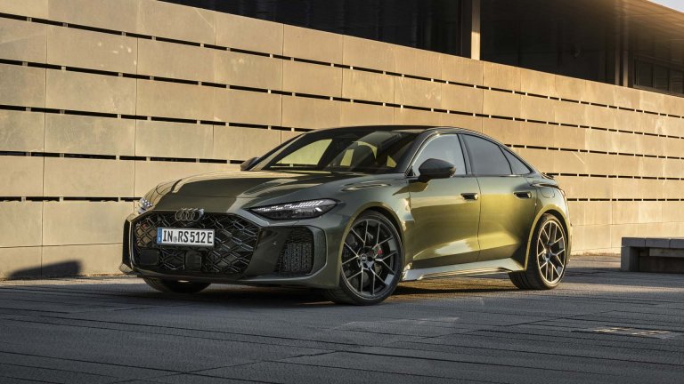 Audi допуска нов суперавтомобил, но без името R8