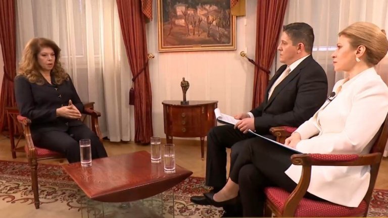 Йотова: Ако ми бъде предложено, незабавно ще подпиша указ за оставката на Цицелков 