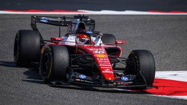 Бързото темпо на "Ферари" се затвърди в последния ден от тестовете