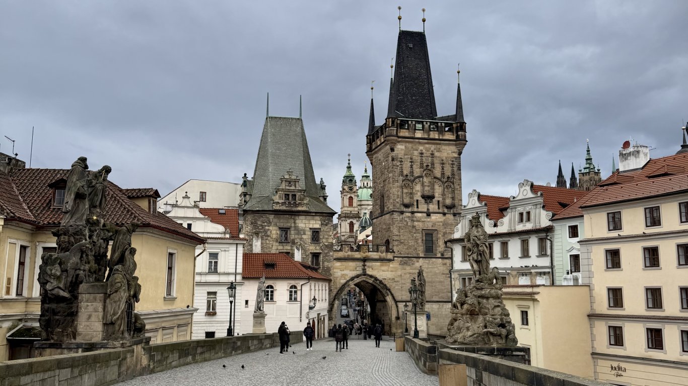 Вайръл Прага по Depeche, по Кафка, по съдба