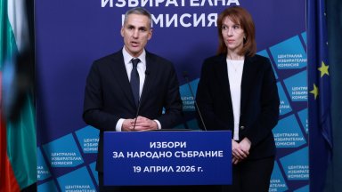 Гюров и ЦИК обсъдиха предстоящите избори, премиерът обеща пълно съдействие от МС