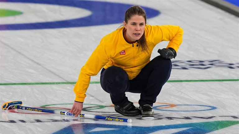 Швеция екзекутира фаворита Канада в женския кърлинг