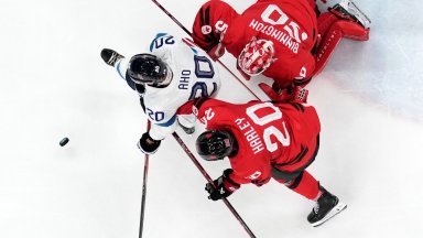 Звездите от НХЛ избутаха Канада до мечтания олимпийски финал в хокея