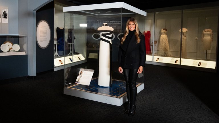Мелания Тръмп дари бална рокля на Националния музей за американска история