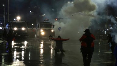 18 арестувани на антиправителствен митинг в Тирана