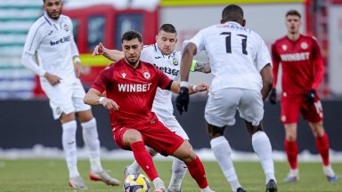 ЦСКА удари Славия с гола на десетилетието