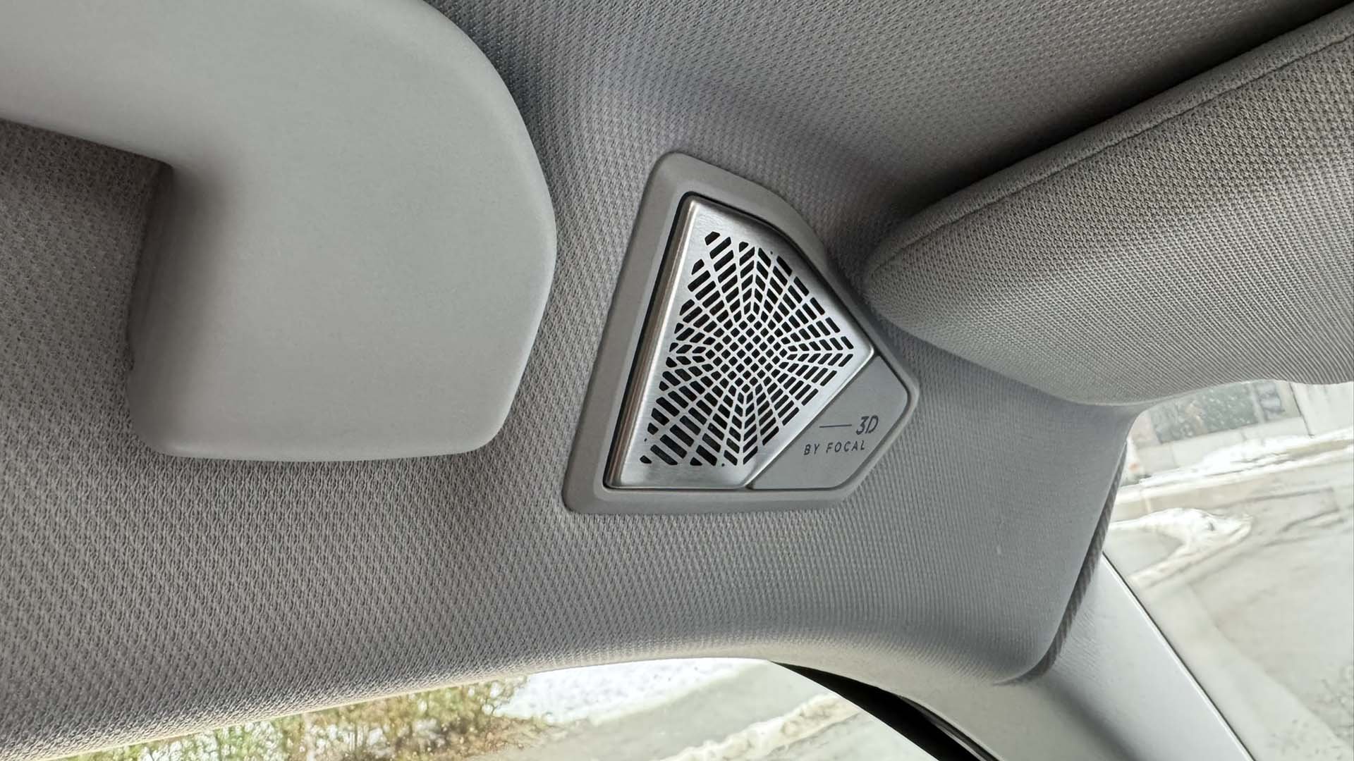 DS N°8 AWD Long Range Jules Verne