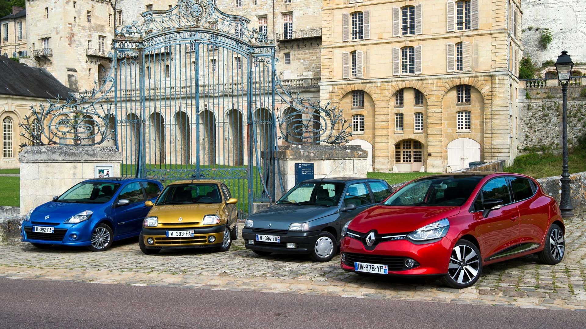 Първите четири поколения на Renault Clio