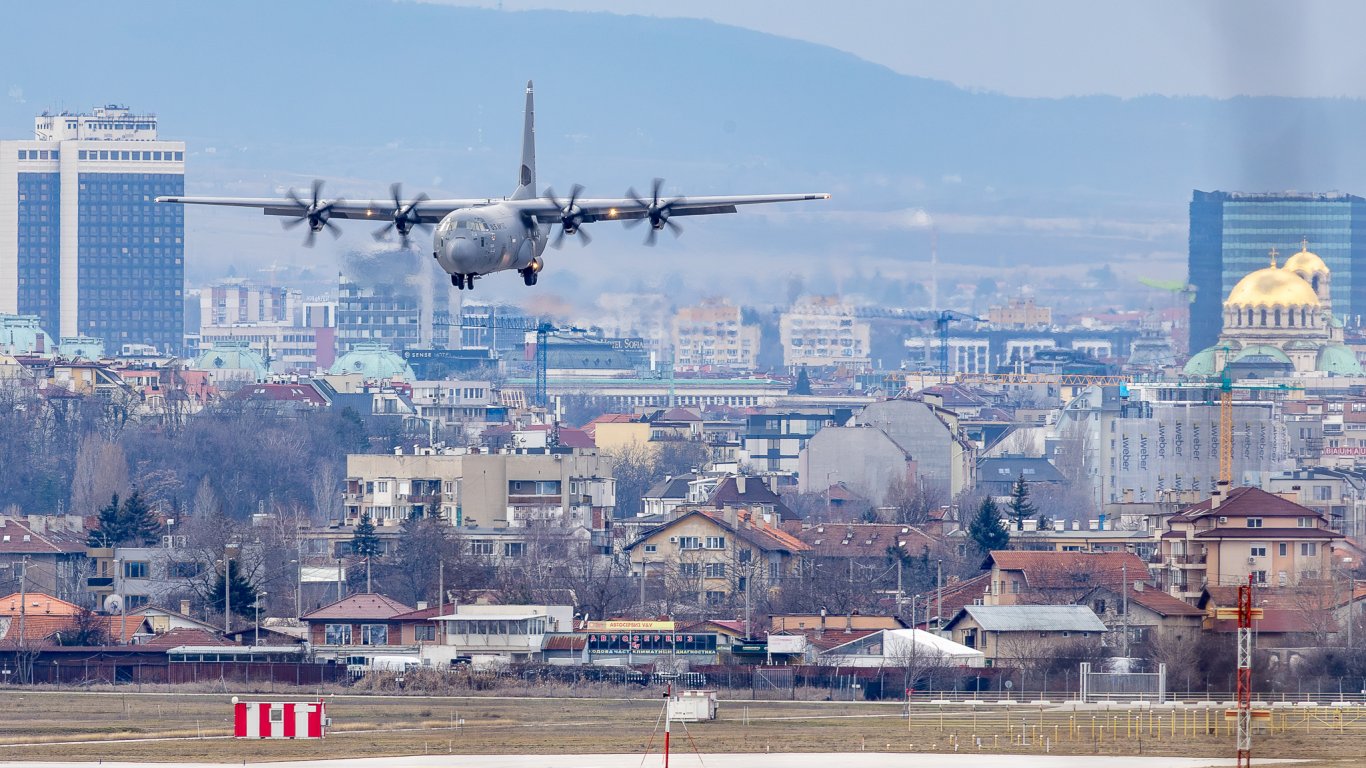 Politico: България е предоставила логистична подкрепа на САЩ в Близкия изток