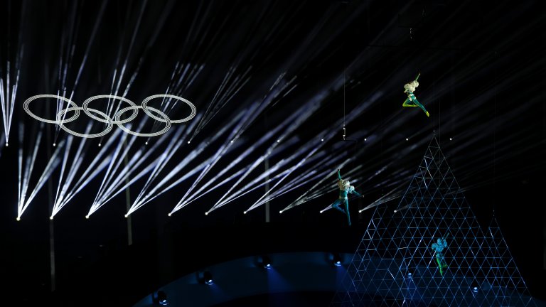 Завесата на Олимпиадата бе спусната с красива церемония във Верона (галерия)