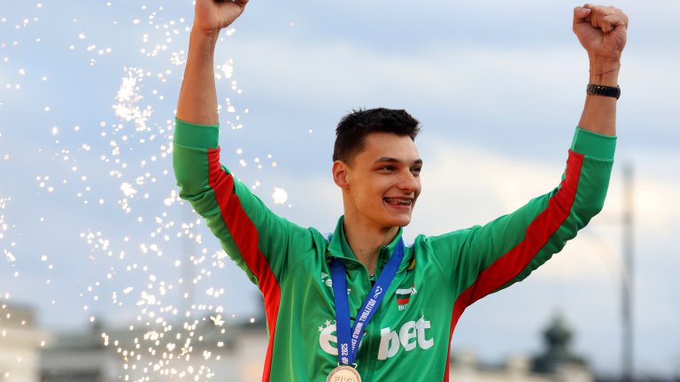 Още един блестящ мач за Алекс Николов, реализира 34 точки