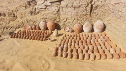 Египетски археолози откриха скални гробници на над 4000 години