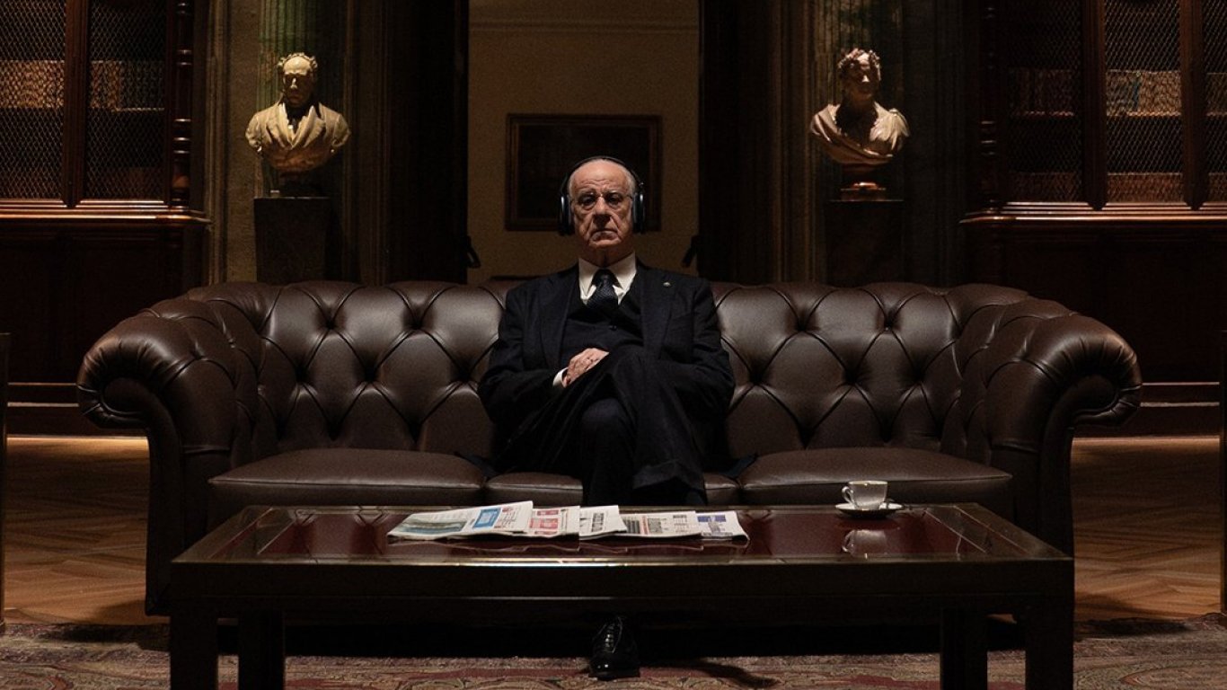 Сорентино в търсене на прошката: Между вината и благодатта