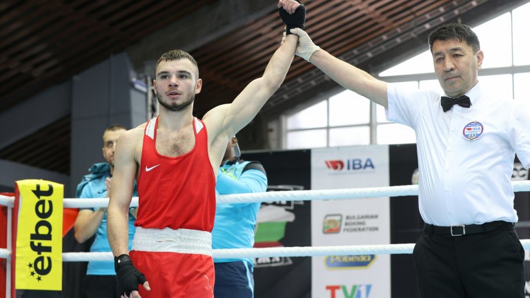 Две български победи в ранните мачове от втория ден на Купа "Странджа"