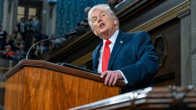 Тръмп в речта си "За състоянието на Съюза": Америка е в златна ера (снимки)