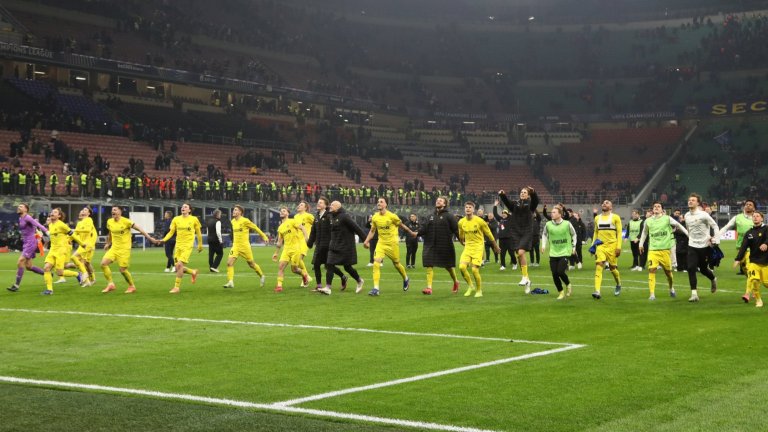 Полярната приказка: Против всяка логика и в контраст с футболната реалност