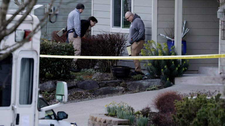 32-годишен уби четирима с нож и беше застрелян от полицията в щата Вашингтон (снимки)