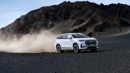 Jaecoo 8 идва скоро със 7 места и пробег от 1100 км