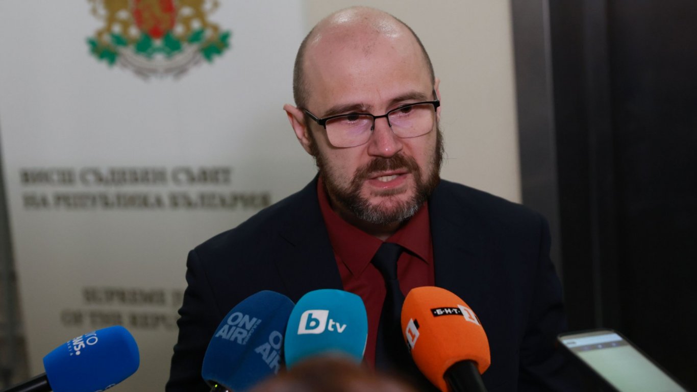 Янкулов: Защо има доказателства, а няма обвинения за подкупи за Теодора Георгиева