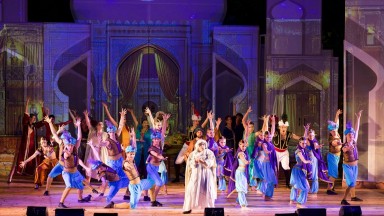 Спечели билети за мащабния музикално-сценичен спектакъл "Аладин" 