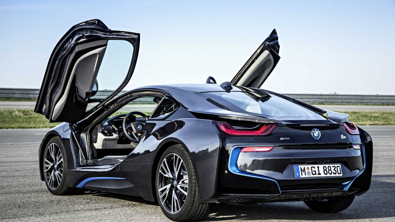 BMW i8 най-накрая получава двигателя, който заслужава