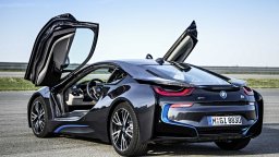 BMW i8 най-накрая получава двигателя, който заслужава