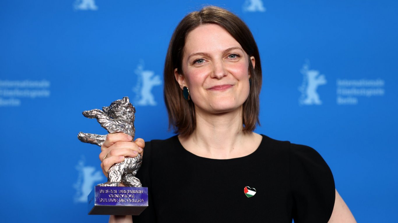 Една българска роза и една история за завръщането